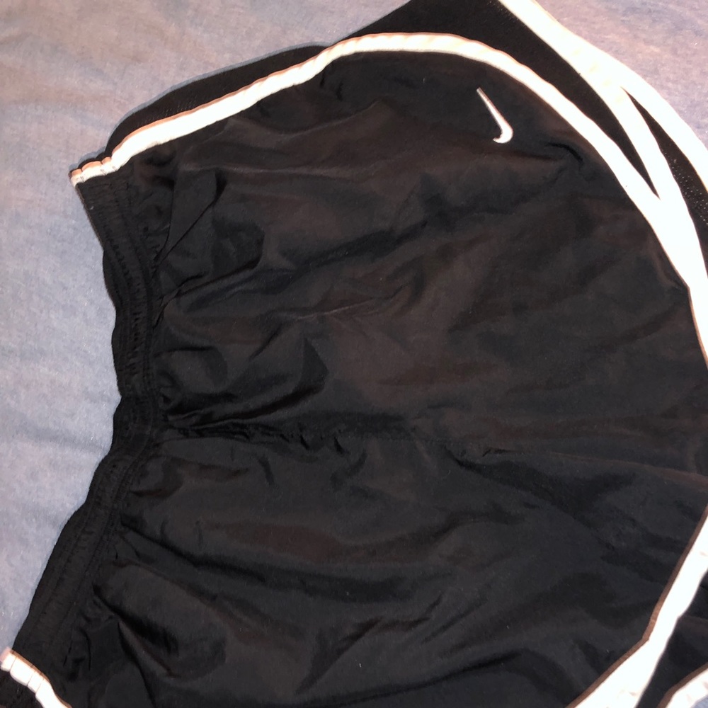 Classic b&w nike shorts